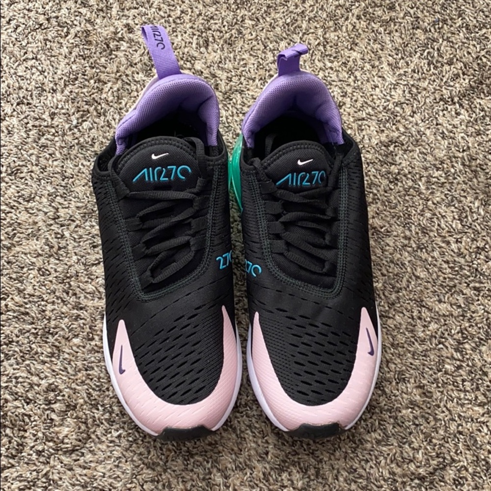 Nike Air Max 270